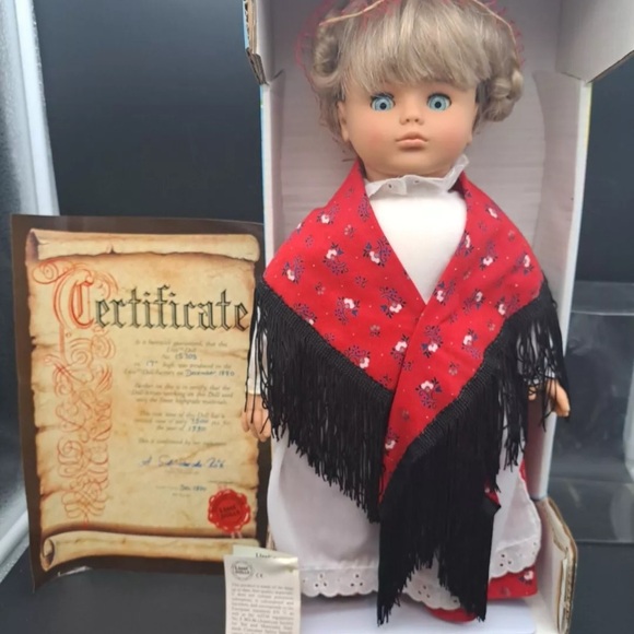 Vintage Lissi doll Gretel 15703 made in West Germany 1990 NEW IN BOX   MUST SELL - Picture 1 of 14